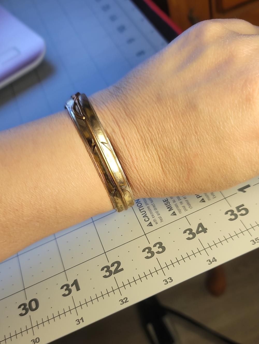 Native Lee Bennett Sterling Silver And Gold Cuff Bracelet with Subtle Engraving